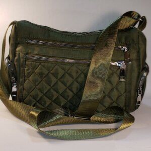 Olive Green Crossbody / Shoulder Bag, quilted front, lightly used, no brand name